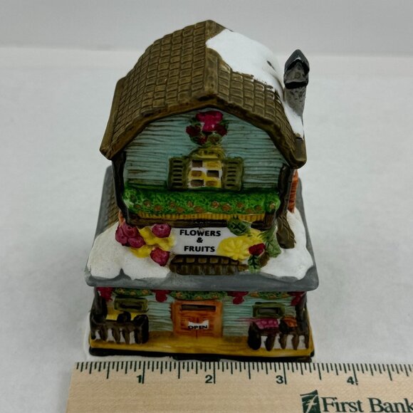 Vintage Lighted Christmas Village Store Flowers Fruits Ceramic Wreath Small 4.5" - Picture 11 of 15